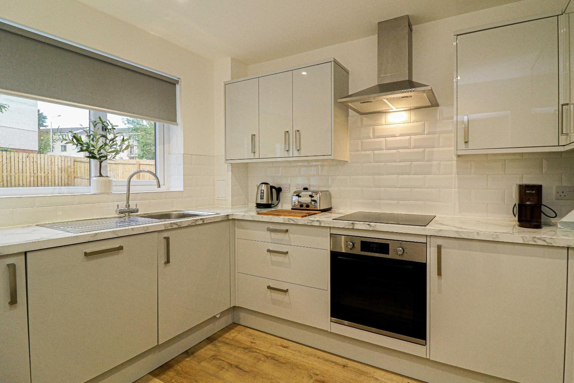 Wyndford Riverside House Glasgow Exterior photo